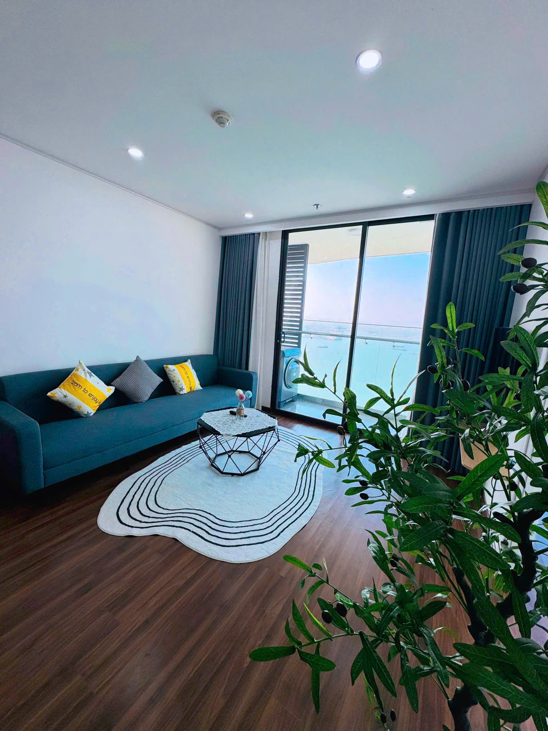 Tầng 32 căn 3212 chính biển Tầng 32 căn 3212 chính biển